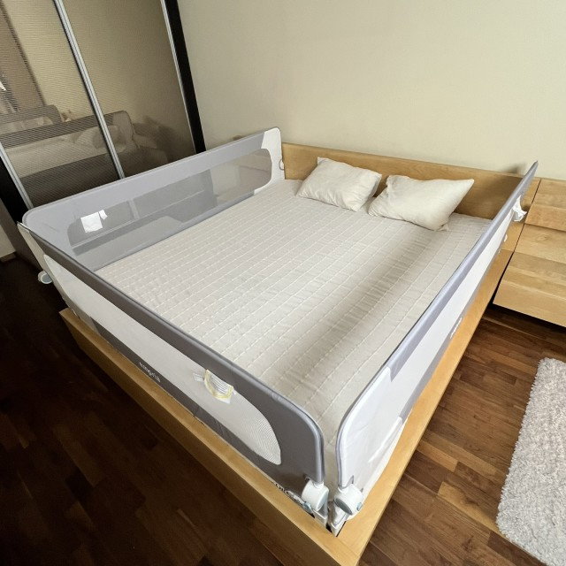 PACHET: 3 Bariere protectie pat copii, Rabatabile, pat de 160x200 cm [5]