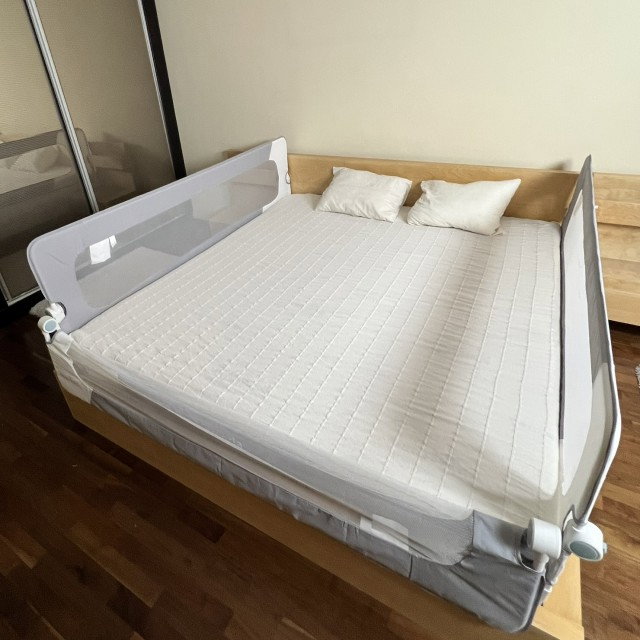 PACHET: 3 Bariere protectie pat copii, Rabatabile, pat de 200x200 cm [7]