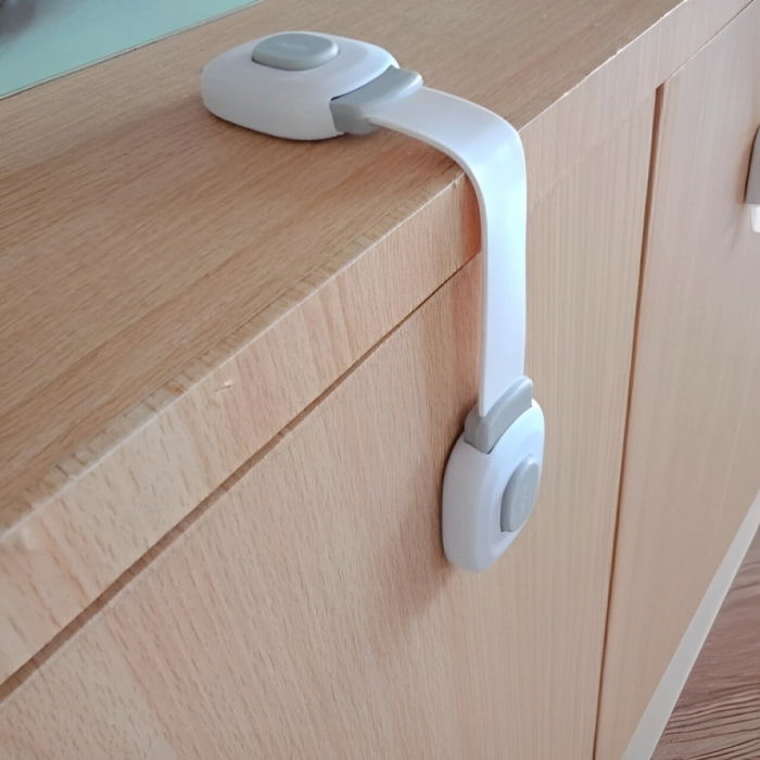 PACHET: Set 32 piese protectii mobilier + Deflector AC, protectie curent aer, Alb, Empria [11]