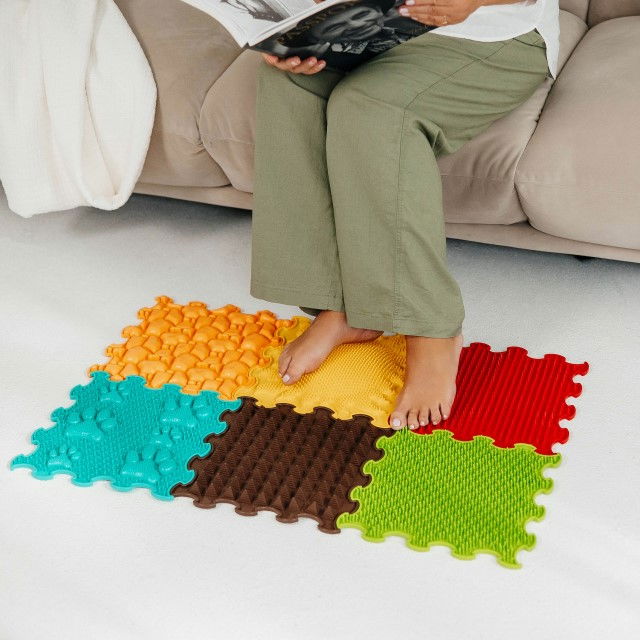 PACHET: Set 16 piese Blocuri de constructie 3D + Set 6 Covorase tip puzzle [16]