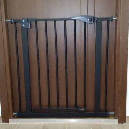 Poarta siguranta caini, pisici, copii, protectie scari si usi, dimensiune ajustabila, Empria, 76-80 cm, siguranta dubla, Negru [6]