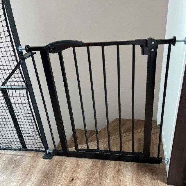 Poarta siguranta caini, pisici, copii, protectie scari si usi, dimensiune ajustabila, Empria, 76-80 cm, siguranta dubla, Negru [19]