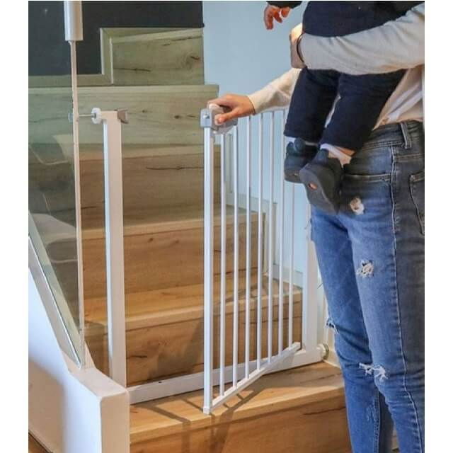 Poarta siguranta copii cu inchidere tripla, 75-84 cm [9]