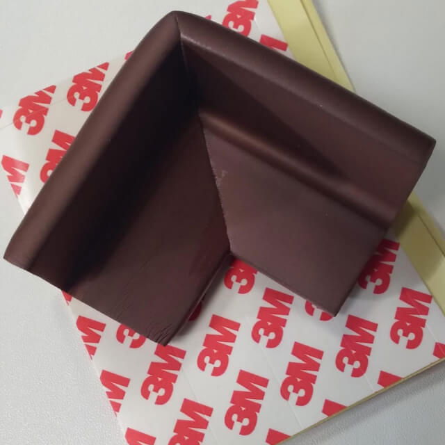 Set portocaliu 4 bucati mamut protectii colturi mobilier, 4x1.3x7 cm_Empria [5]