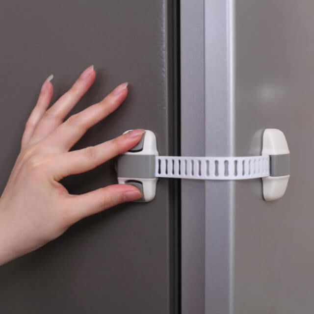 Set 4 protectii flexibile si ajustabile pentru dulapuri, 20 x 5.5 cm, Gri [3]