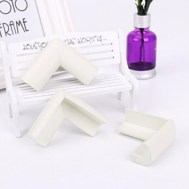 Set 6 bucati subtiri protectii colturi mobilier, 2.3x0.7x5 cm, Alb Fildes [3]