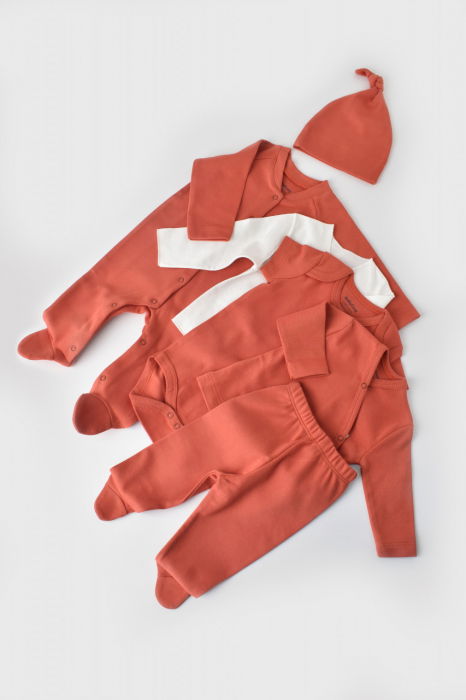Set de 10 piese pentru nou nascut - 100% bumbac organic - Scortisoara, BabyCosy [2]