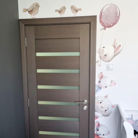 Autocolante pentru perete - Animale in acuarela in jurul usii, Diverse modele [4]