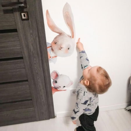 Stickere decorative si covorase - Autocolante pentru perete - Animale in acuarela in jurul usii, Diverse modele