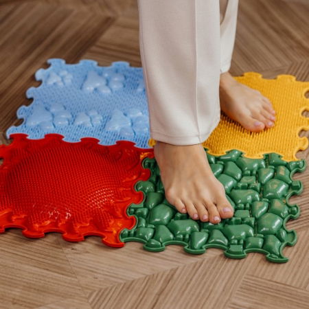 Covoras ortopedic, senzorial, set puzzle, 4 piese cu diferite texturi, Fantastic Four [9]