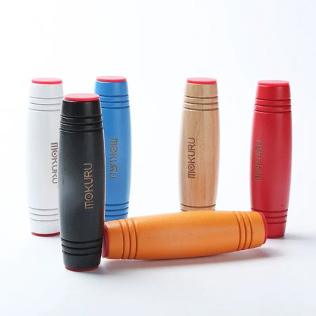 Jucarie antistres Fidget Stick Mokuru din lemn, diverse culori [7]