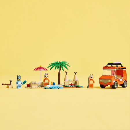 LEGO® Bluey -  Calatoria familiei lui Blue cu masina la plaja (11202), 133 piese [5]