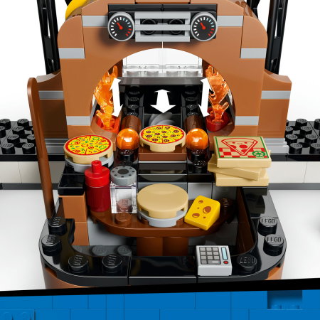 LEGO® City - Experienta livrarii de pizza cu vehicule (60496), 494 piese [6]
