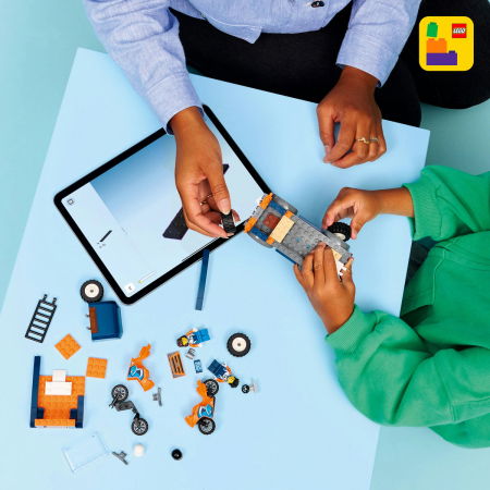 LEGO® City -  Transportor de motociclete (60491), 88 piese [6]