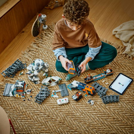  LEGO®  City - Trenul expres al exploratorilor spre Polul Arctic (60470), 1517 piese [5]