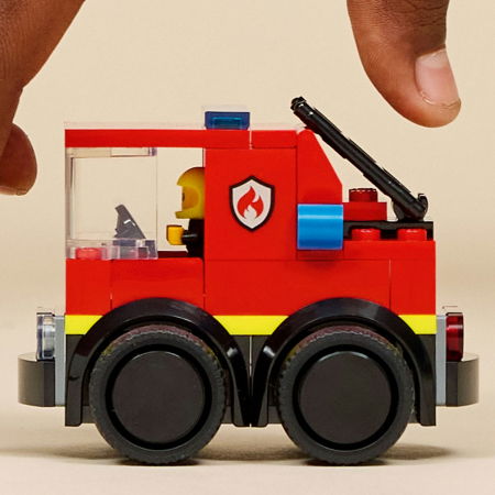 LEGO® City - Vehicule – Camioneta de pompieri (60482), 67 piese [7]