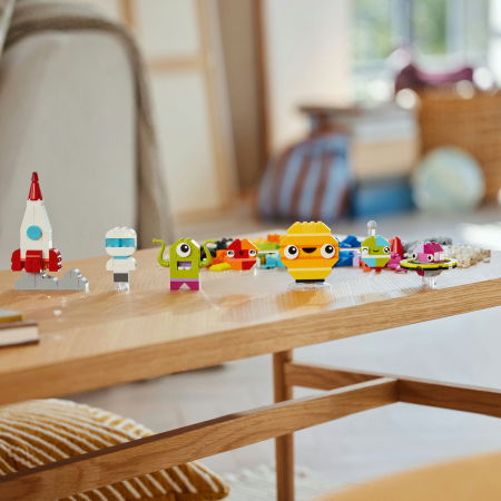  LEGO®  Classic - Planete creative (11037), 450 piese [5]
