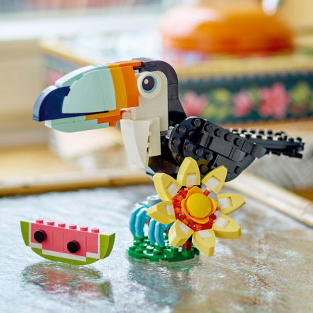 LEGO®  Creator - Animale salbatice: Tucan tropical (31173), 225 piese [7]
