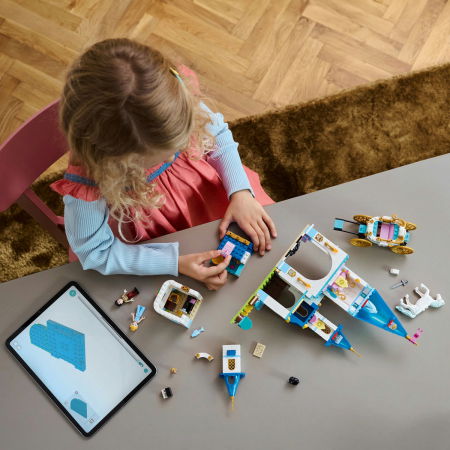  LEGO®  Disney - Castelul si caleasca Cenusaresei (43275), 596 piese [5]