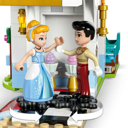  LEGO®  Disney - Castelul si caleasca Cenusaresei (43275), 596 piese [4]