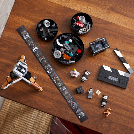 LEGO® Disney - Omagiu pentru Walt Disney  (43230), 811 piesa  [9]