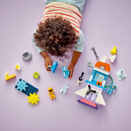  LEGO®  DUPLO - Aventura cu naveta spatiala 3in1 (10422), 58 piese [3]