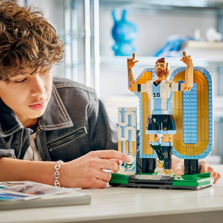 LEGO® Editions - Lionel Messi - Legenda a fotbalului (43015), 958 piese [3]