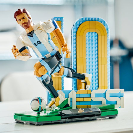 LEGO® Editions - Lionel Messi - Legenda a fotbalului (43015), 958 piese [5]