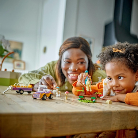 LEGO® Friends - Remorca cu cal si ponei (42634), 105 piese [7]