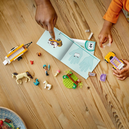 LEGO® Friends - Remorca cu cal si ponei (42634), 105 piese [6]