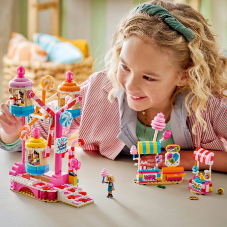 LEGO® Friends - Roata Ferris cu bomboane si briose (42700), 602 piese [3]