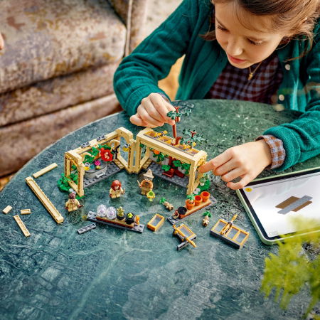  LEGO®  Harry Potter - Castelul Hogwarts: Lectia de ierbologie (76445), 390 piese [5]