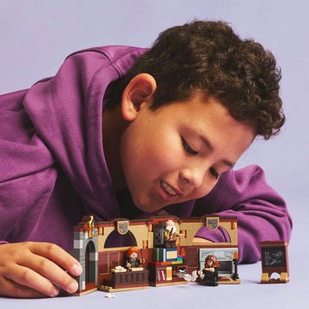 LEGO® Harry Potter - Castelul Hogwarts™: Ora de farmece (76442), 204 piese [4]