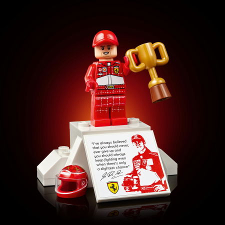 LEGO® Icons (Creator Expert) - Ferrari F2004 si Michael Schumacher (11375), 735 piese [4]