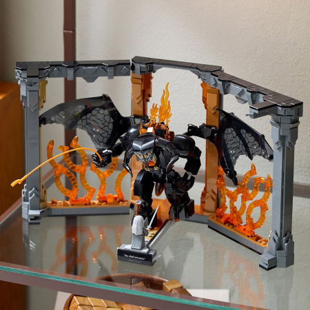  LEGO®  Icons (Creator Expert) - Stapanul inelelor: Diorama pentru biblioteca cu un Balrog (10367), 1201 piesa  [6]