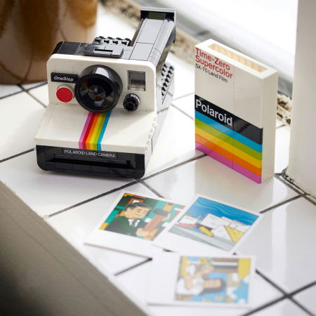  LEGO®  Ideas - Camera foto Polaroid OneStep SX-70 (21345), 516 piese [7]