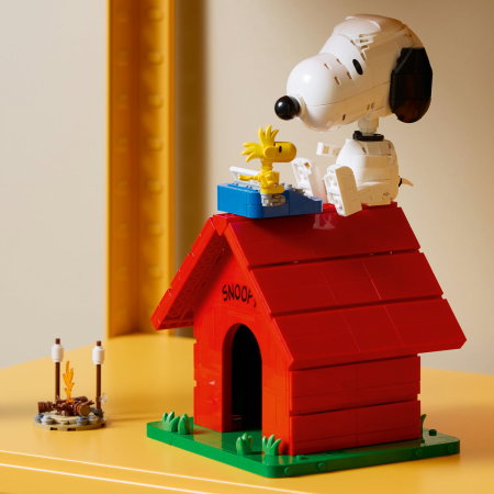 LEGO® Ideas - Peanuts: Casuta lui Snoopy (21368), 964 piese [4]