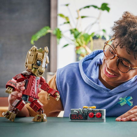 LEGO® Marvel Super Heroes - Groot in uniforma Ravager (76341), 604 piese [3]