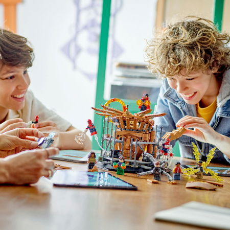  LEGO®  Marvel Super Heroes - Lupta finala a lui Spider-Man (76261), 900 piese [4]