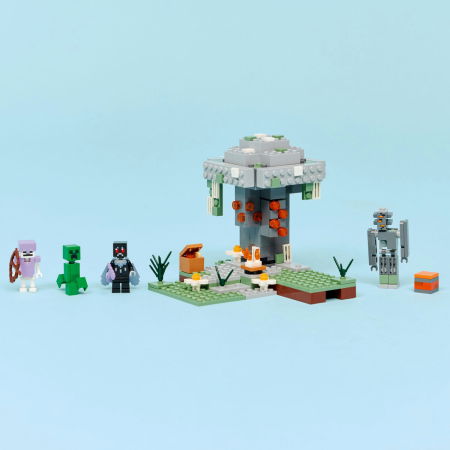 LEGO® Minecraft -  Gradina Palida (21586), 243 piese [7]