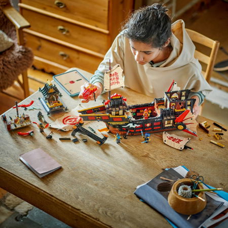 LEGO®  Ninjago - Nava Bounty a Templului (71848), 2387 piese [3]