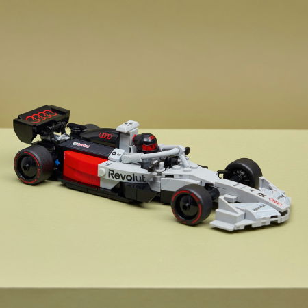 LEGO® Speed Champions - Masina de curse Audi Revolut F1 Team R26 (77259), 216 piese [5]