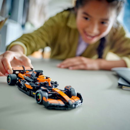 LEGO® Speed Champions - Masina de curse McLaren F1® Team MCL38 (77251), 269 piese [7]