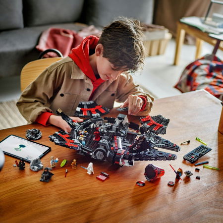 LEGO® Star Wars - Falcon intunecat (75389), 1578 piese [3]