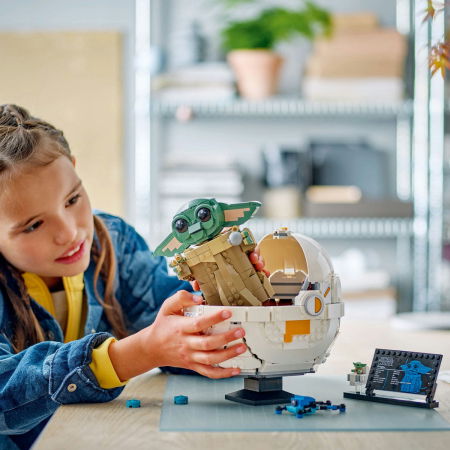  LEGO®  Star Wars - Grogu™ cu landoul planor (75403), 1048 piese [4]