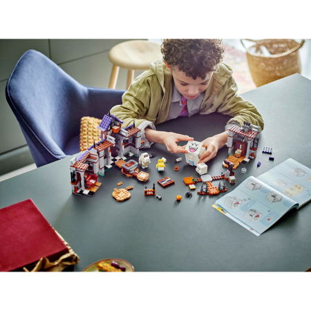  LEGO®  Super Mario - Conacul bantuit al lui King Boo (71436), 932 piese [3]