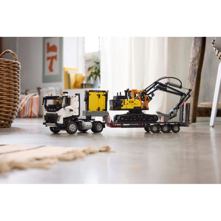 LEGO® Technic - Camionul FMX si excavatorul electric EC230 de la Volvo (42175), 2274 piese [4]