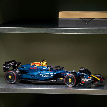  LEGO®  Technic - Masina F1 Oracle Red Bull Racing RB20 (42206), 1639 piese [4]