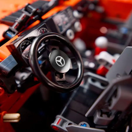 LEGO® Technic -  Mercedes-Benz G 500 PROFESSIONAL Line (42177), 2891 piese [4]