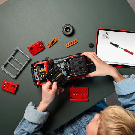 LEGO®  Technic - SUV Ford Bronco (42213), 943 piese [3]